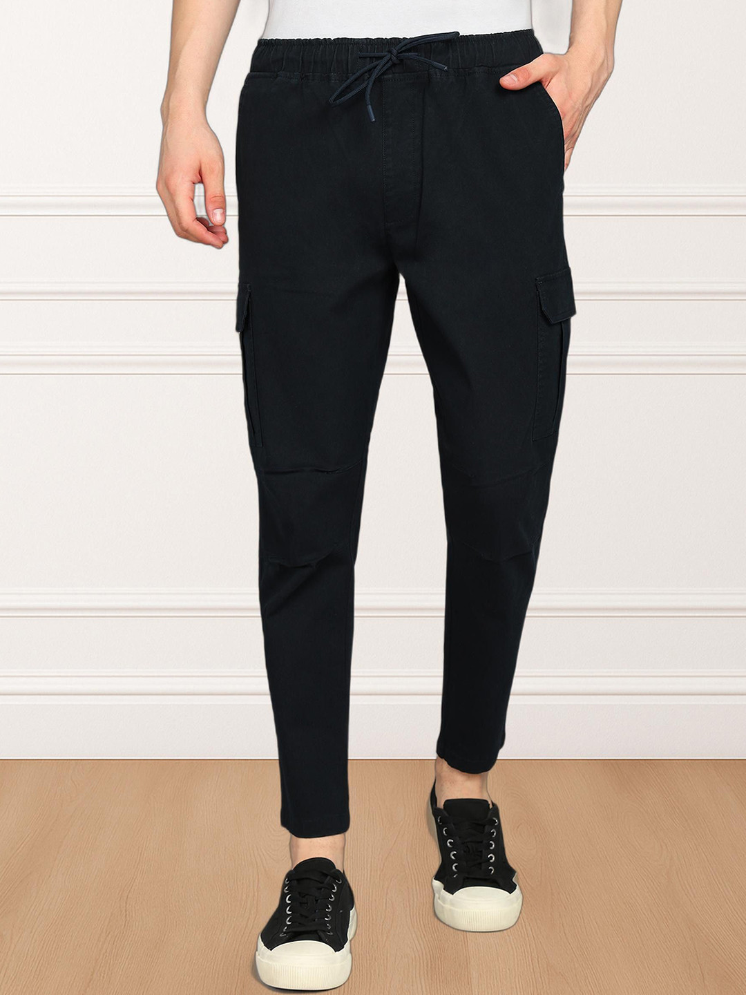 Gaucha Men Mid-Rise Tapered Fit Jogger Cargos