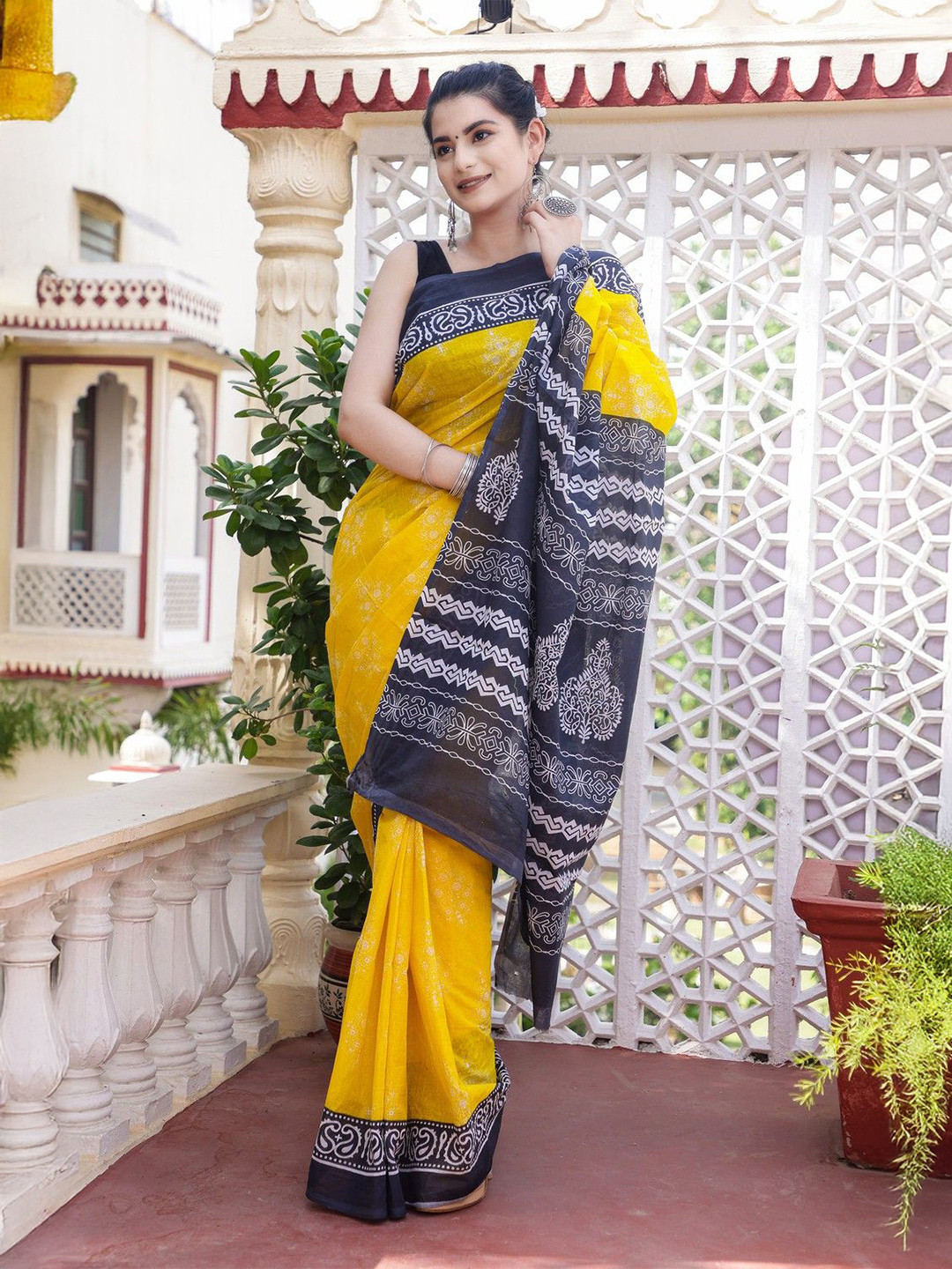 Craft Musium Floral Pure Cotton Block Print Saree With Blouse