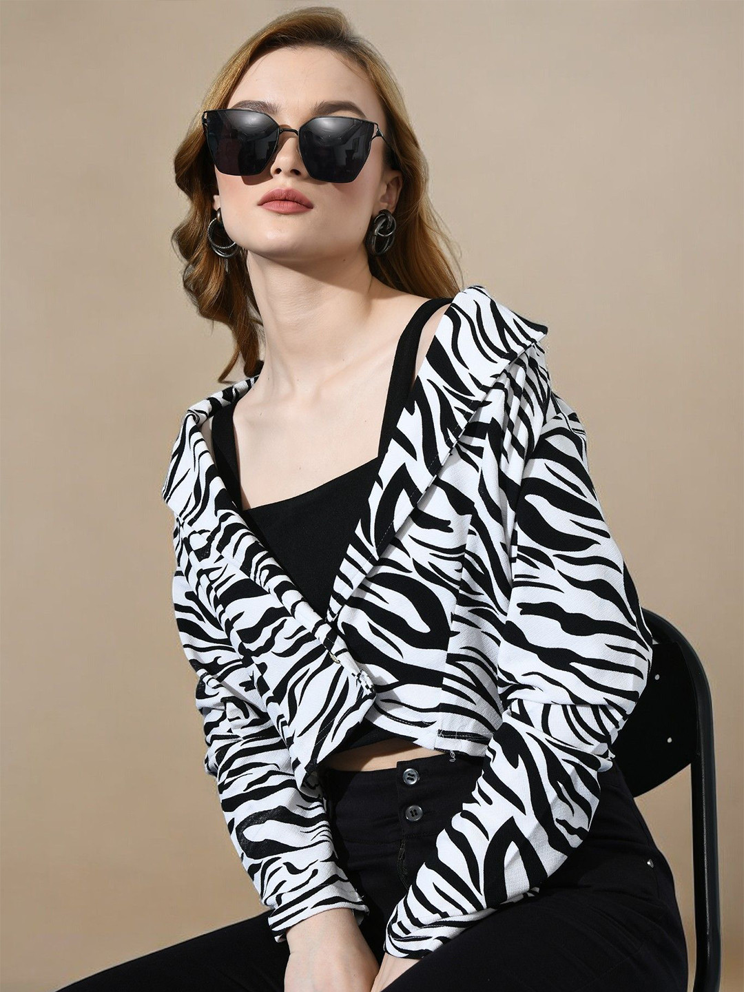 ZEUGEN Zebra Printed Blazer Collar Crop Shrug