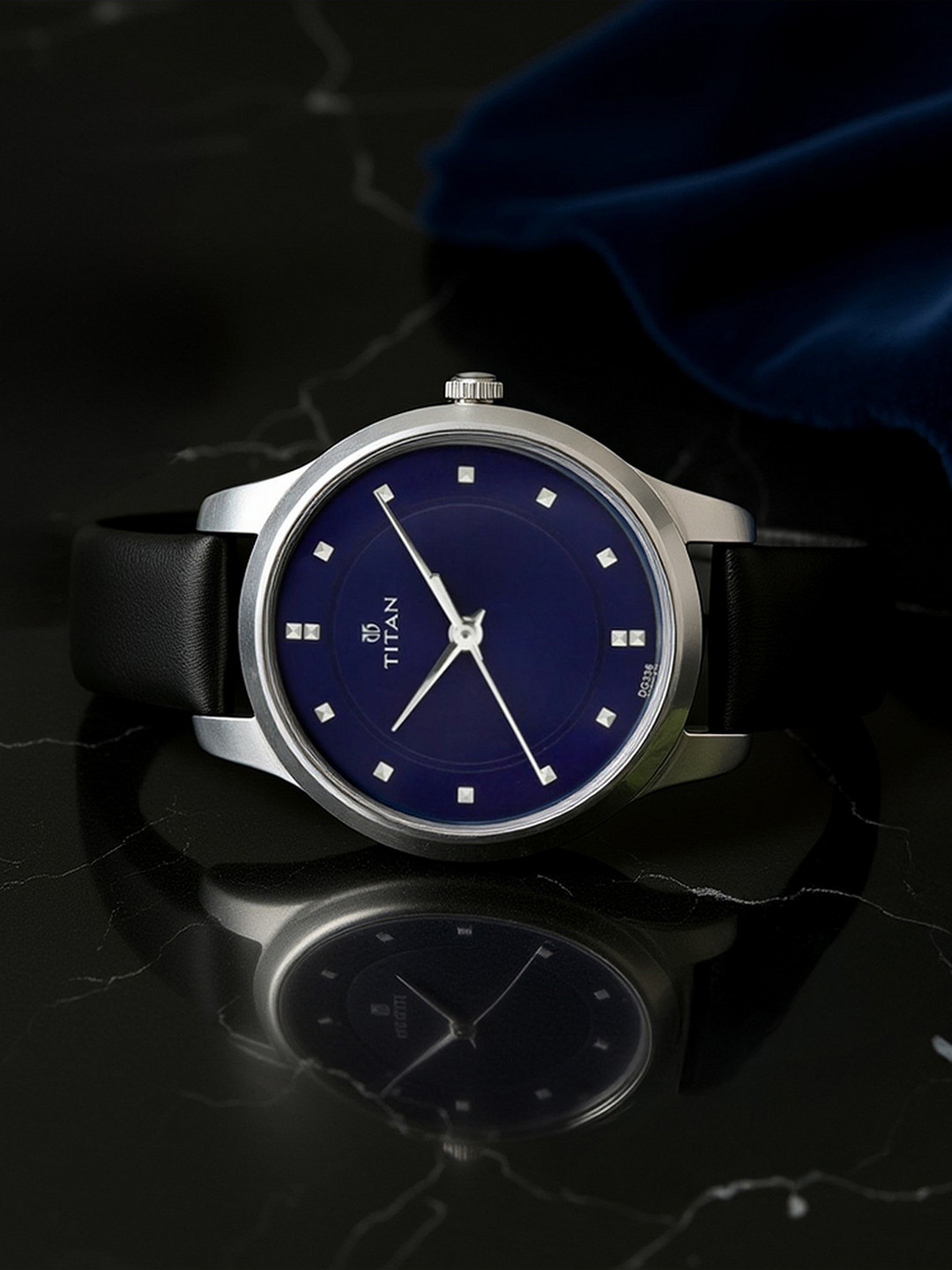 Titan Women Navy Blue Analogue Watch 2481SL08