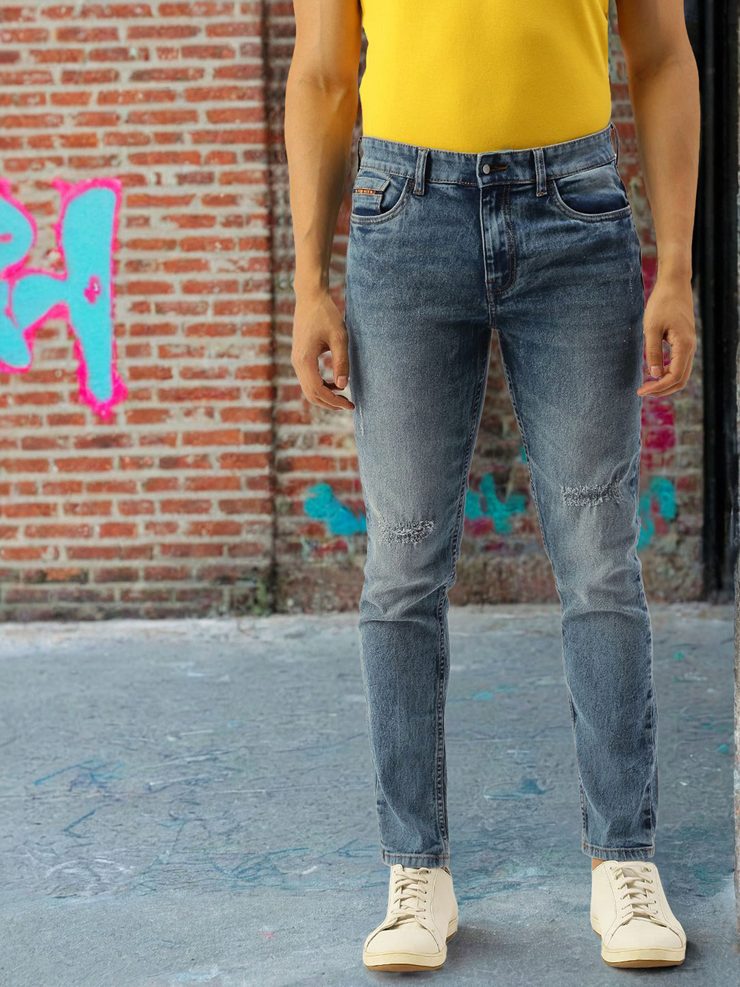 The Indian Garage Co Men Blue Slim Fit Low-Rise Low Distress Stretchable Jeans