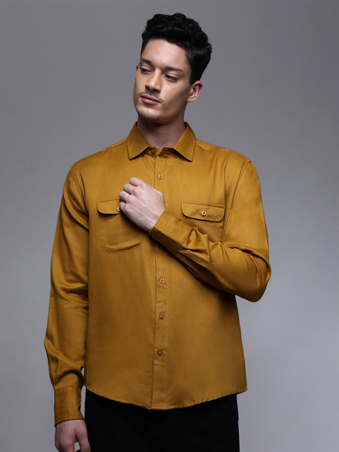 Paper Cut Oversized Solid Cotton Spread Collar Casual Shirt