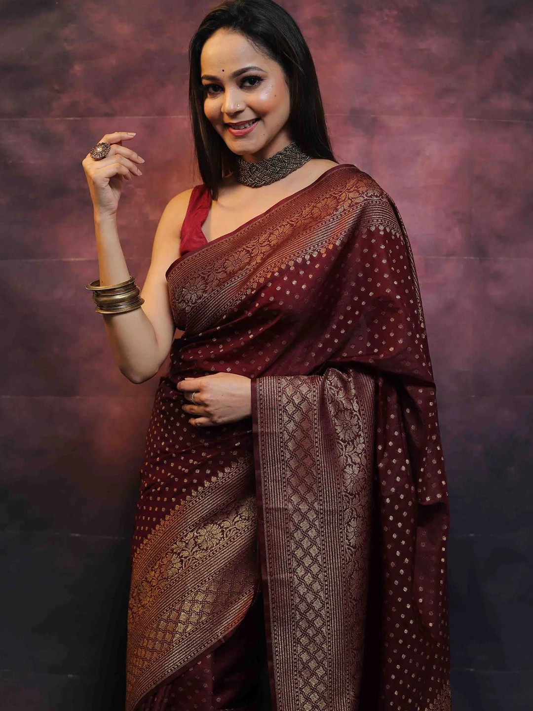 Shriyangan Ethnic Motifs Zari Art Silk Kanjeevaram Saree