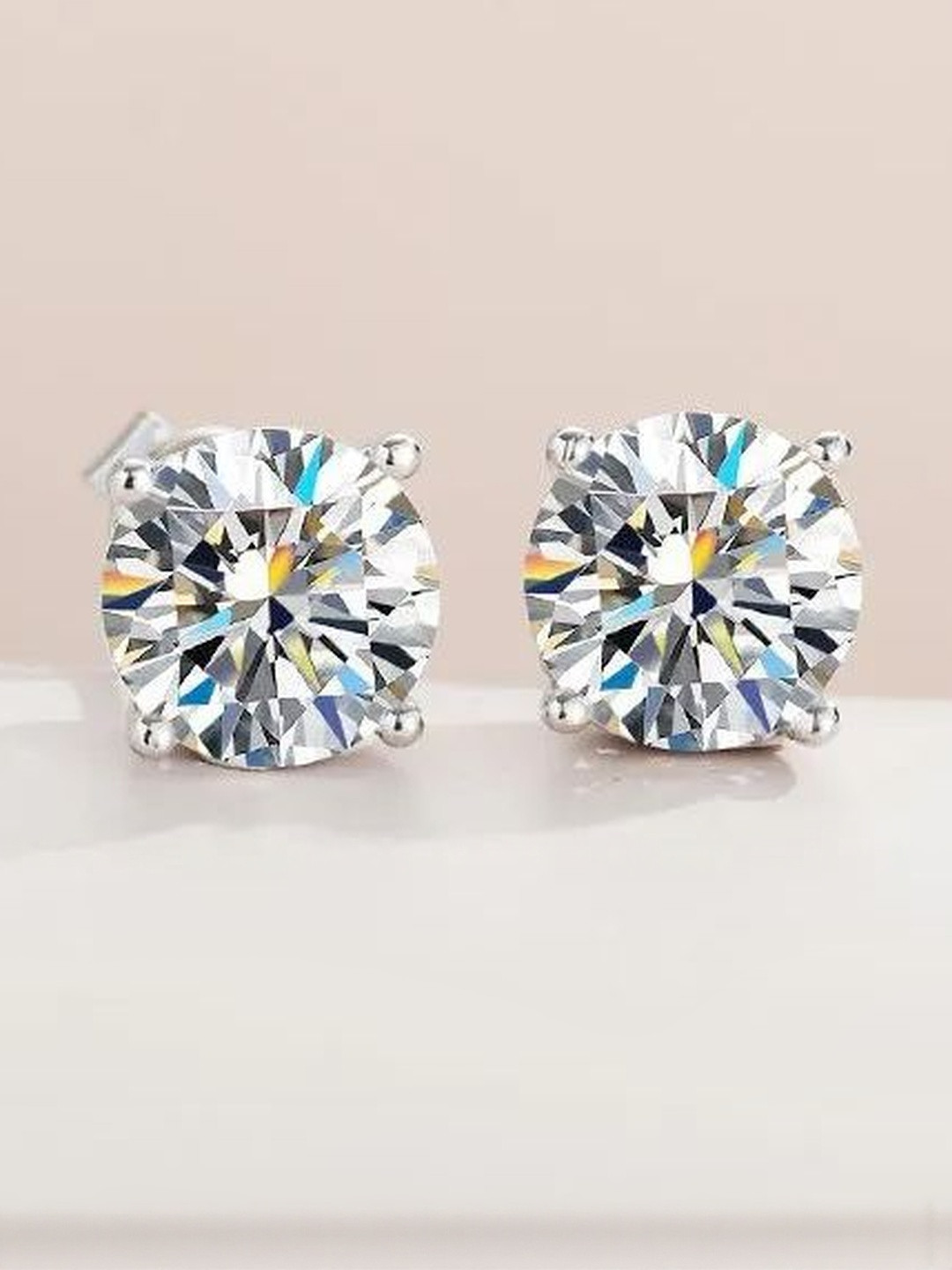 RAGABANDHA DESIGN STUDIO Silver Round Zircon Studs Earrings