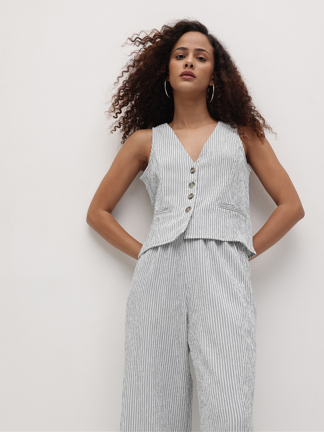 The Roadster Life Co. Vertical Stripes Seersucker V-Neck Waistcoat with Wide Leg Trousers