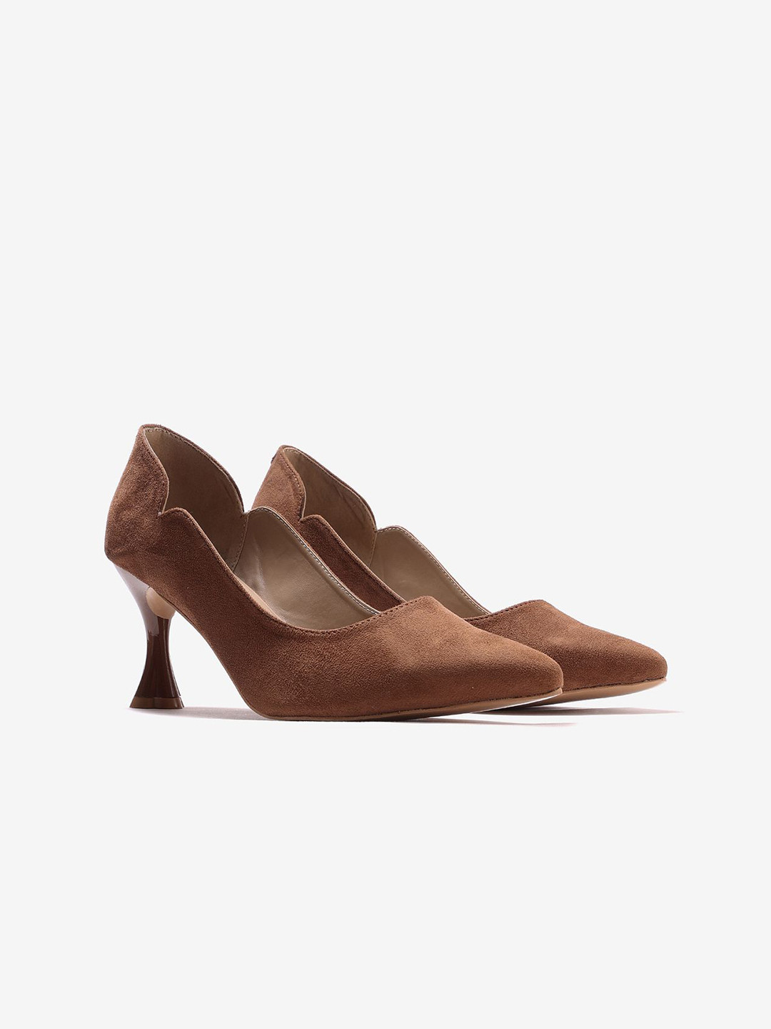 Pair ie Tales Leather Kitten Pumps with Bows