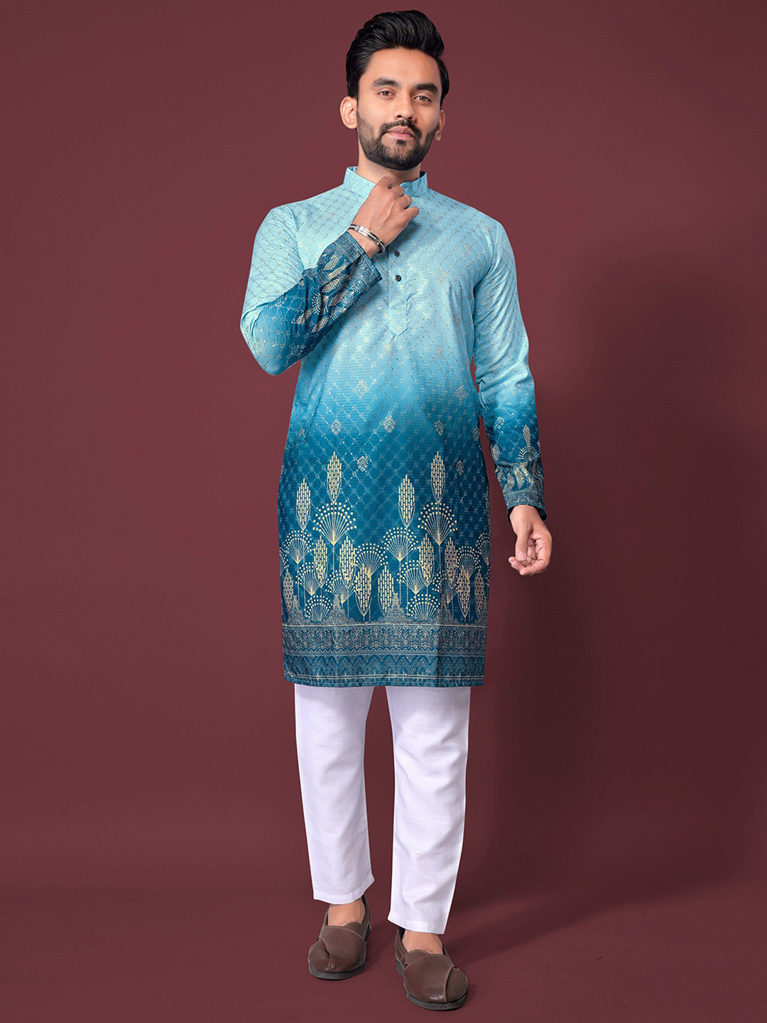 KRIJET Floral Printed Mandarin Collar Sequinned Kurta With Pyjamas