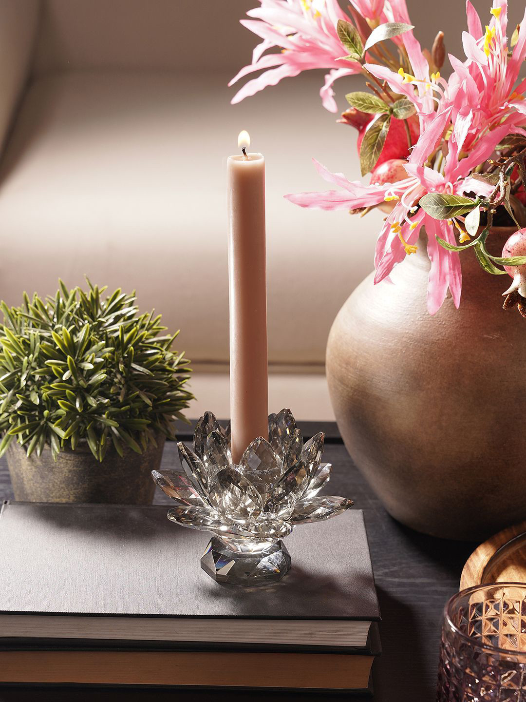 Pure Home and Living Transparent Crystal Lotus Shaped Candle Holder