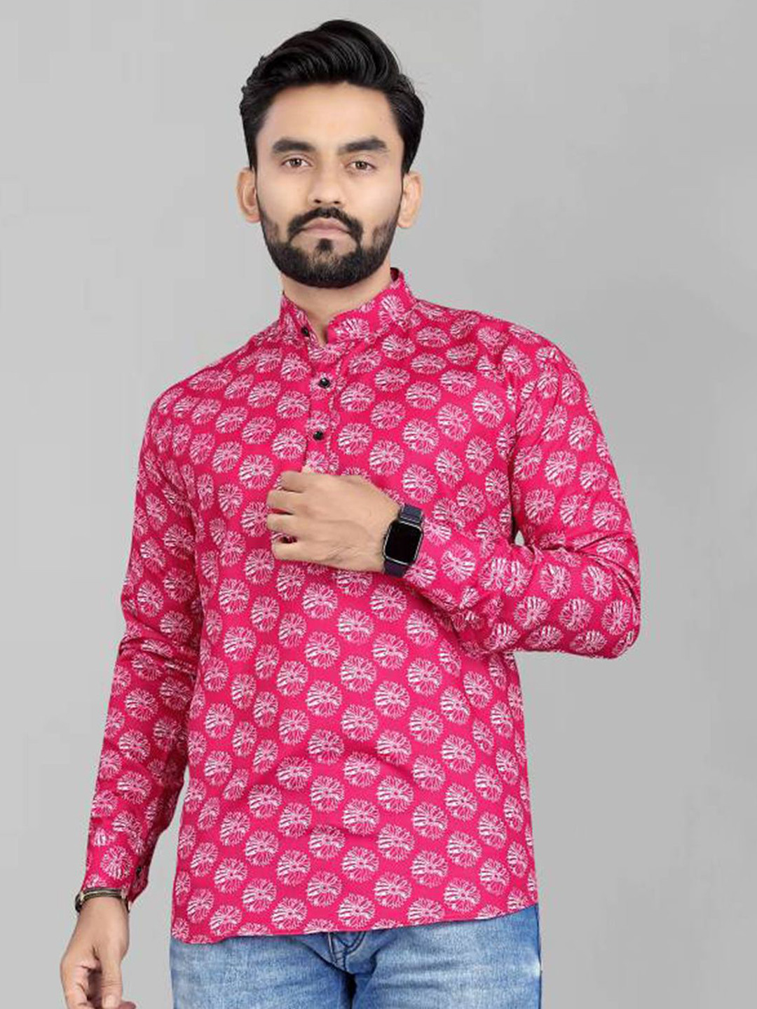Silver Buck Floral Printed Mandarin Collar Straight Kurta
