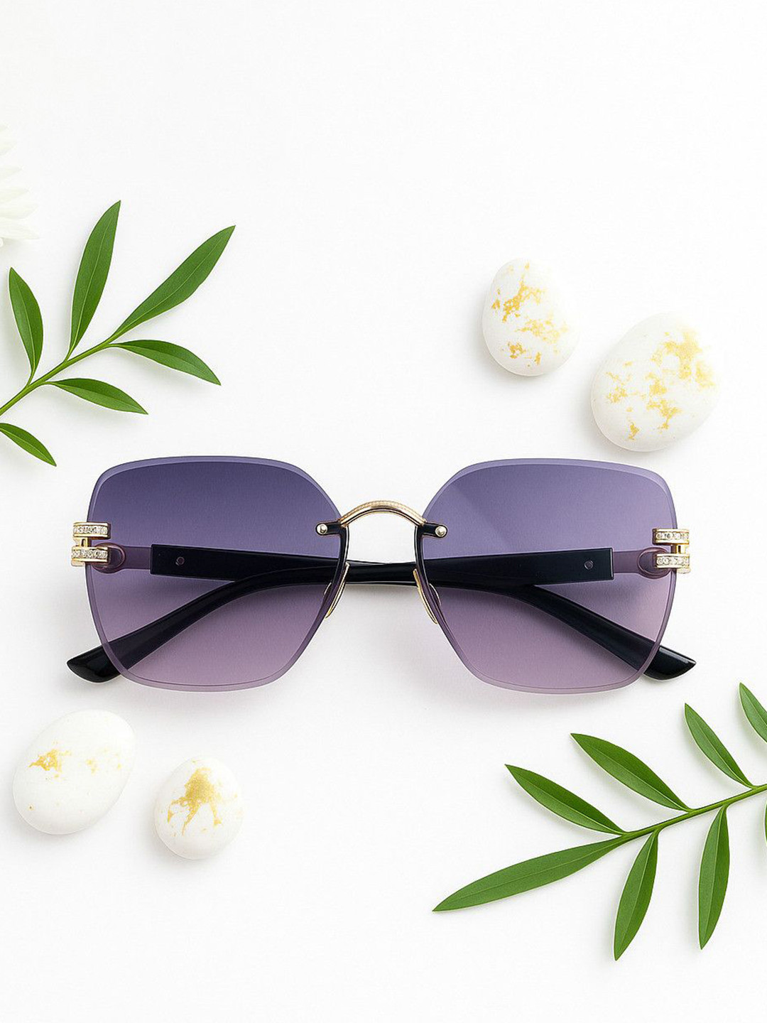 Leeway Unisex Blue Lens & Gold-Toned Square Sunglasses LW-TF-2007-2-BLACKPINK-1