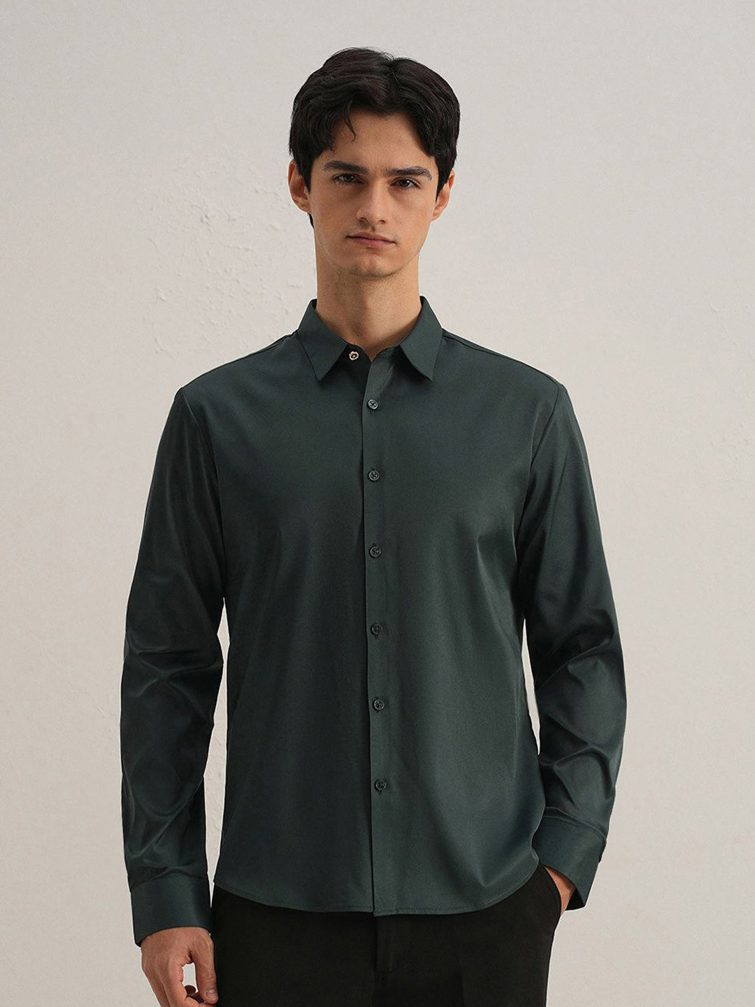 Banana Club Men Plain Stitchless Placket Shirt