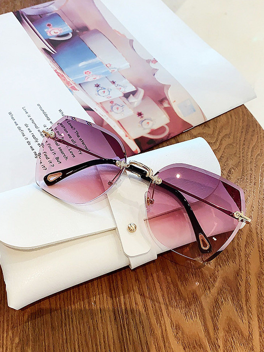 Leeway Unisex Square Sunglasses with UV Protected Lens LW-1485-DARKPINK