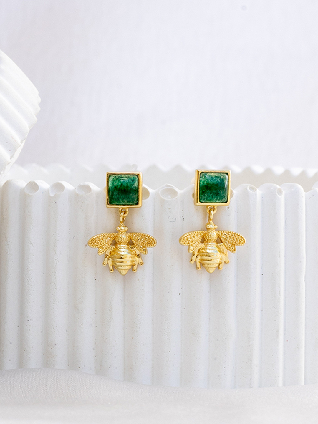 Perfectly Average Women 18K Gold Plated Studded Bee Drop Earrings