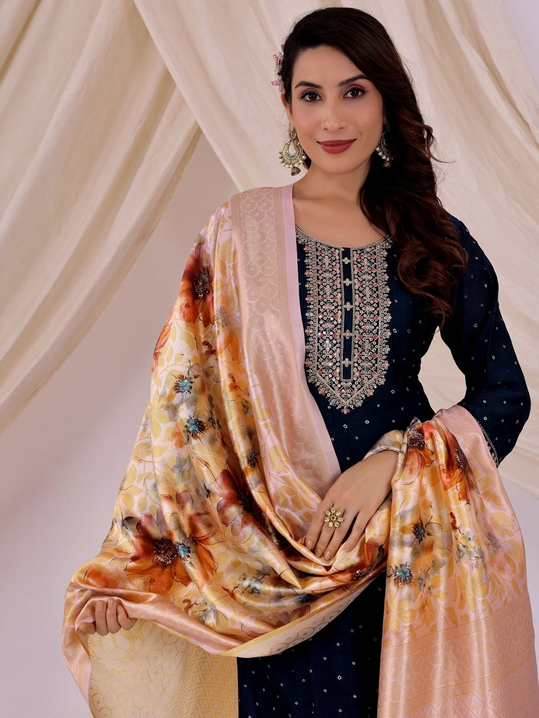 Moda Rapido Women Floral Woven Desgine Silk Dupatta