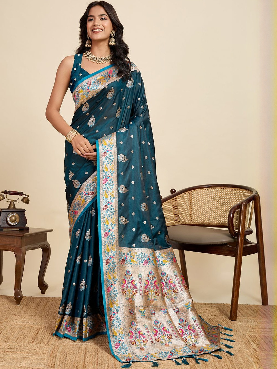 VS MALL Women Teal Blue Ethnic Motifs Woven Design Silk Paithani Saree