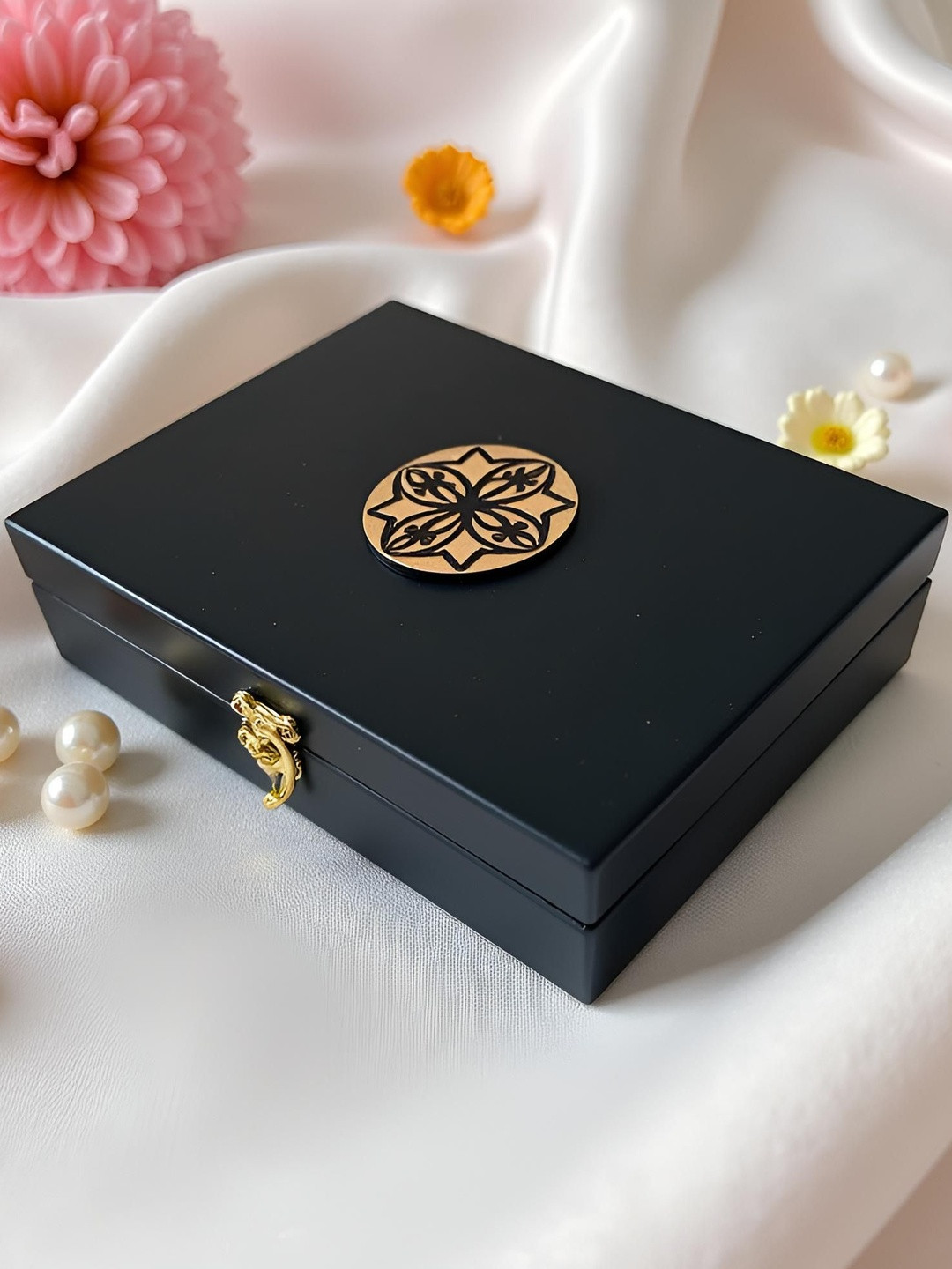 Angira handicrafts Women Black & Brown Printed Wooden Storage Box & Velvet Interior