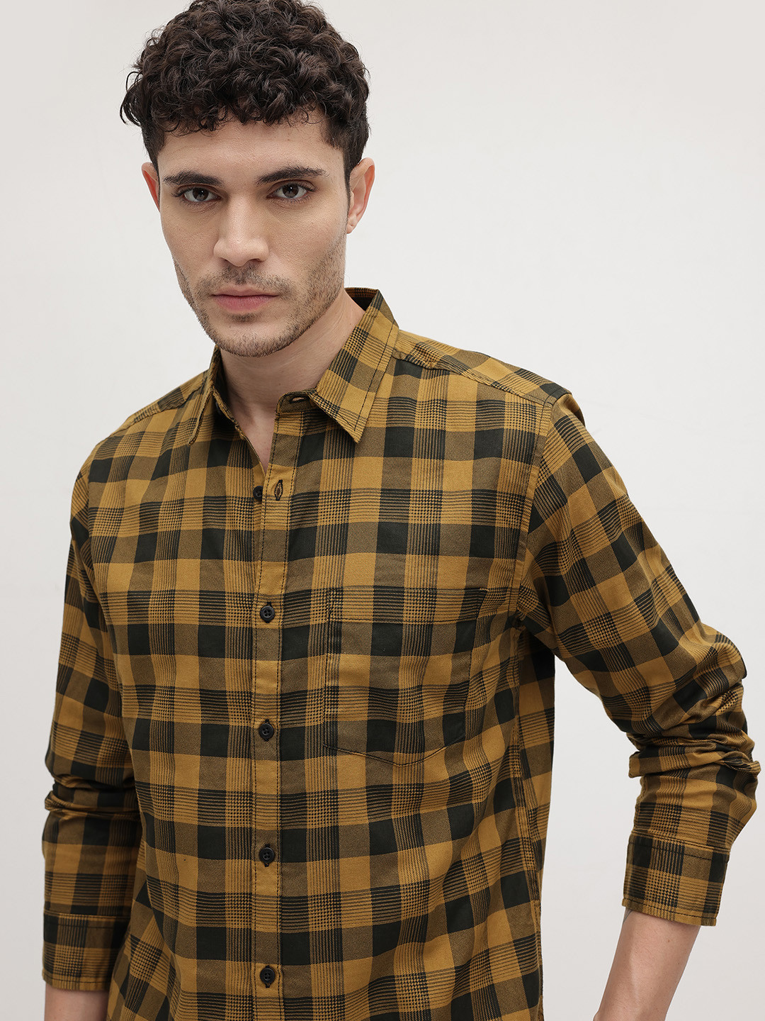 The Roadster Life Co. Shepherd Checks Casual Shirt