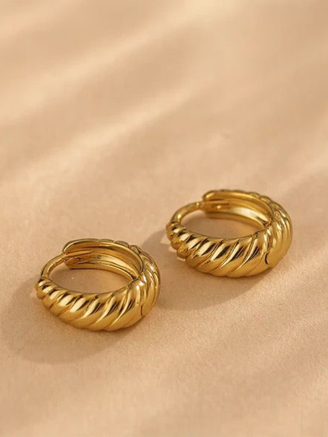 Anushka Jain Jewellery Sterling Silver Gold-Plated Twisted Huggie Half Hoop Earrings