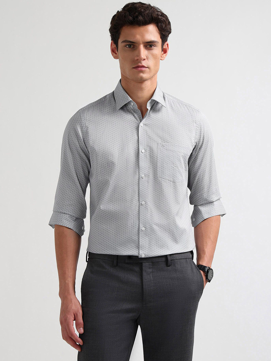Arrow Manhattan Slim Fit Geometric Printed Twill Weave Pure Cotton Formal Shirt