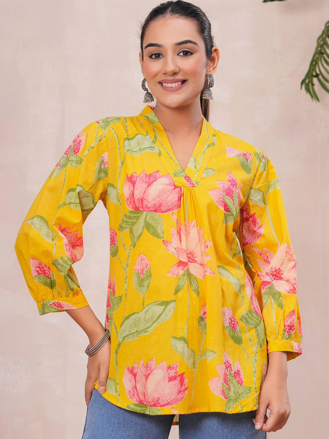 Ka-mee Women Floral Printed V-Neck Pure Cotton Kurti