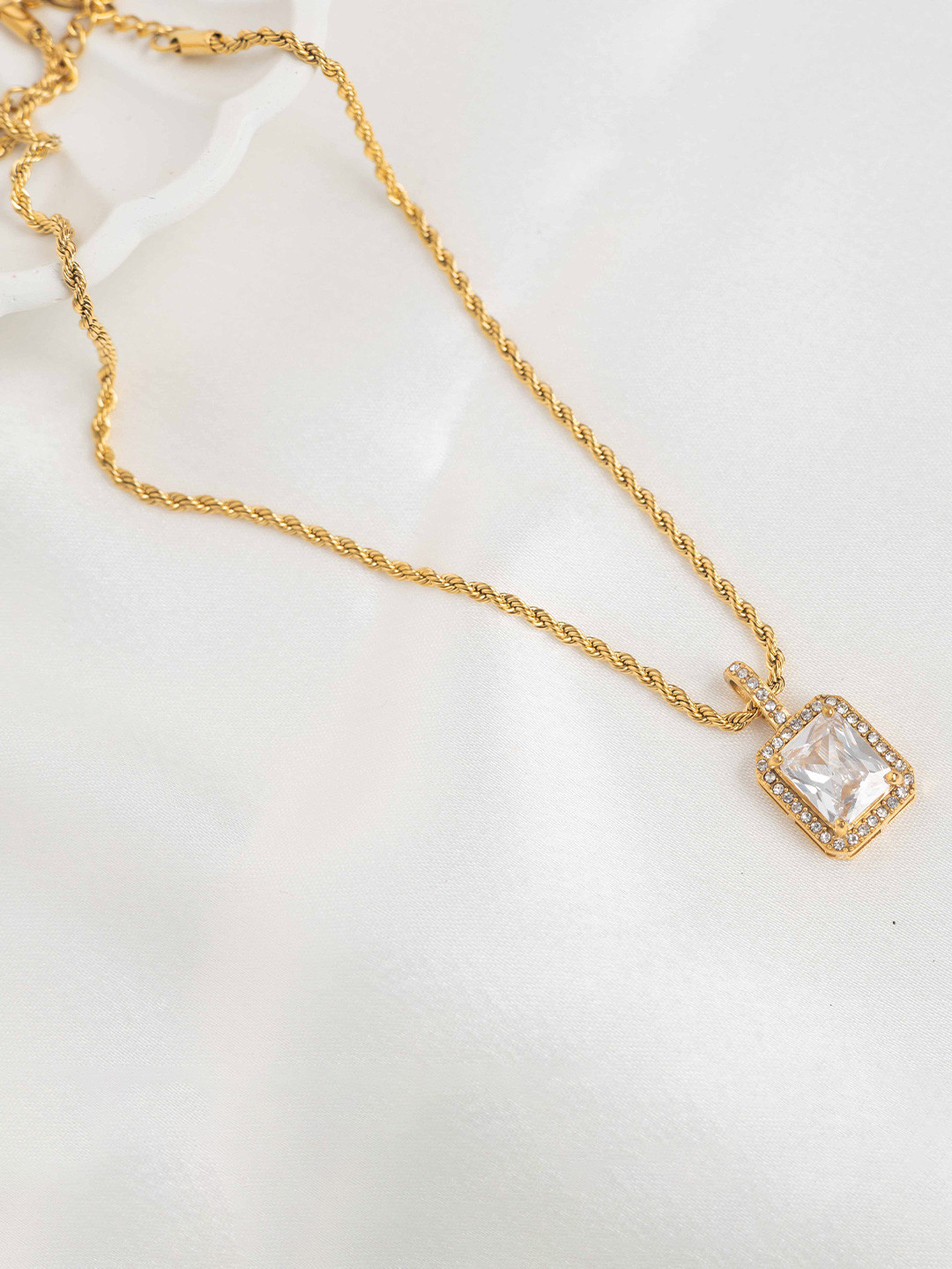 Perfectly Average Women 18k Gold Plated Jewellery White Cz Square Necklace