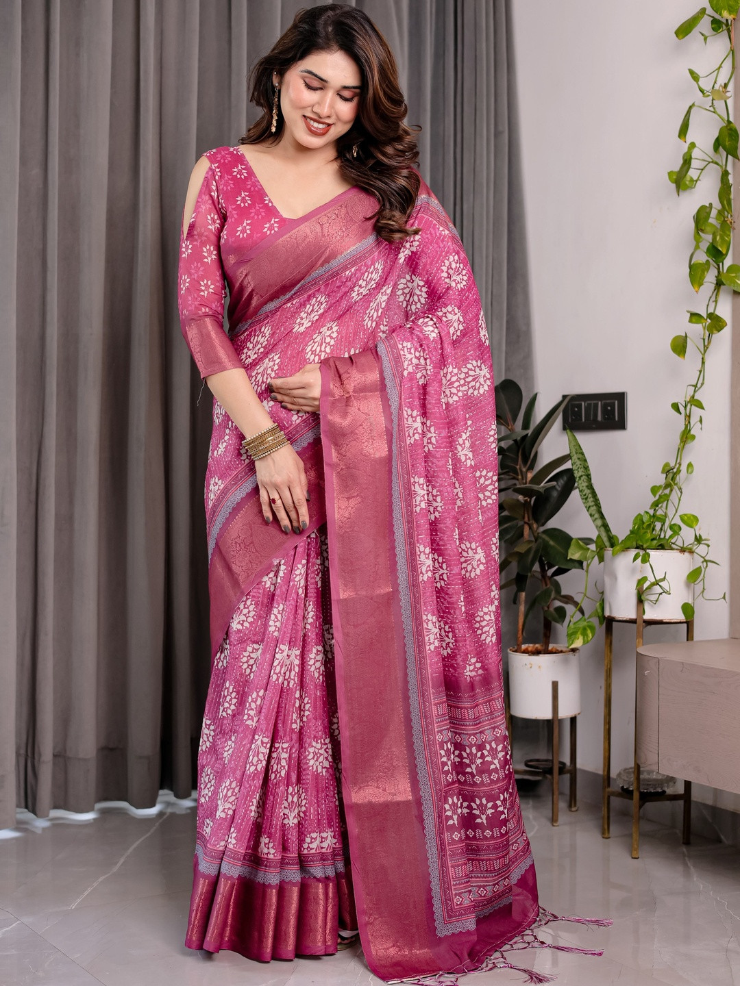 Kriyansh Pure Linen Saree With All-over Floral Prints & Tassels Saree