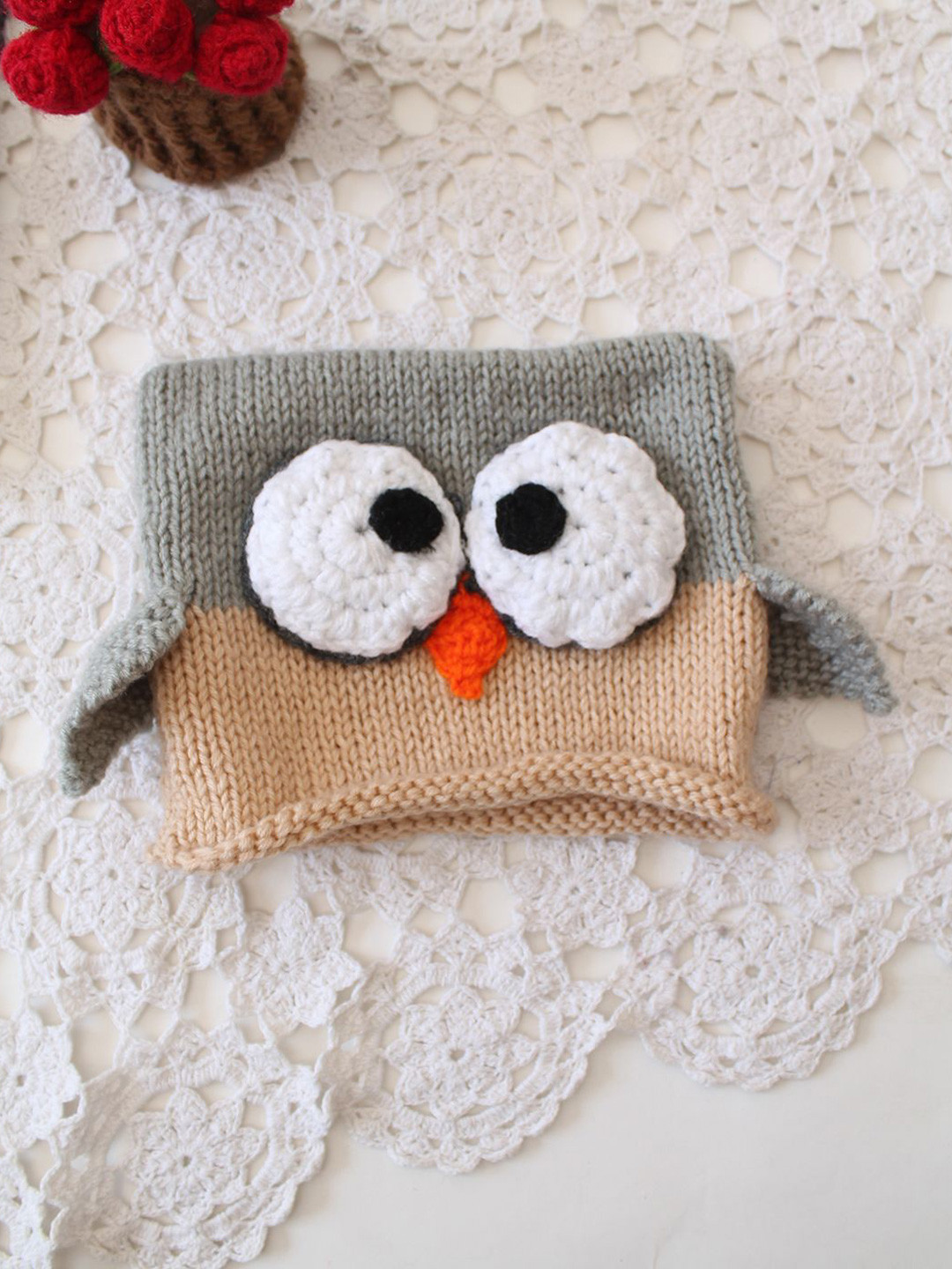 Woonie Kids Colourblocked Handmade Owl Beanie Cap
