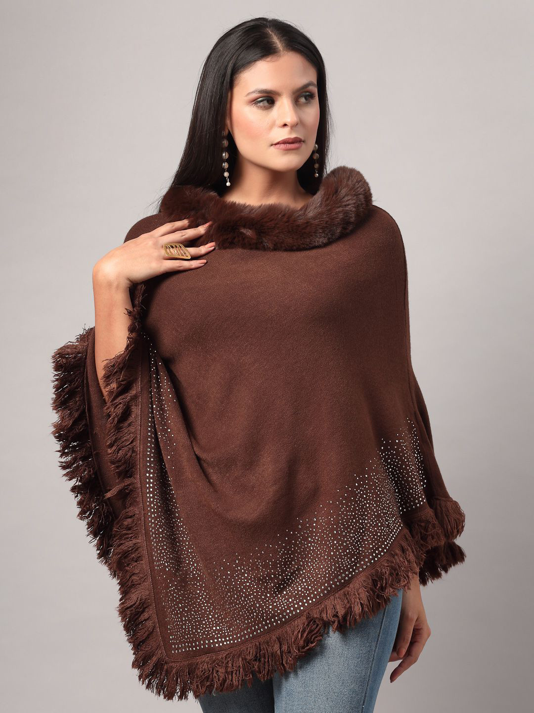Mafadeny Elegant Poncho with Fur Collar and Fringe Detailing