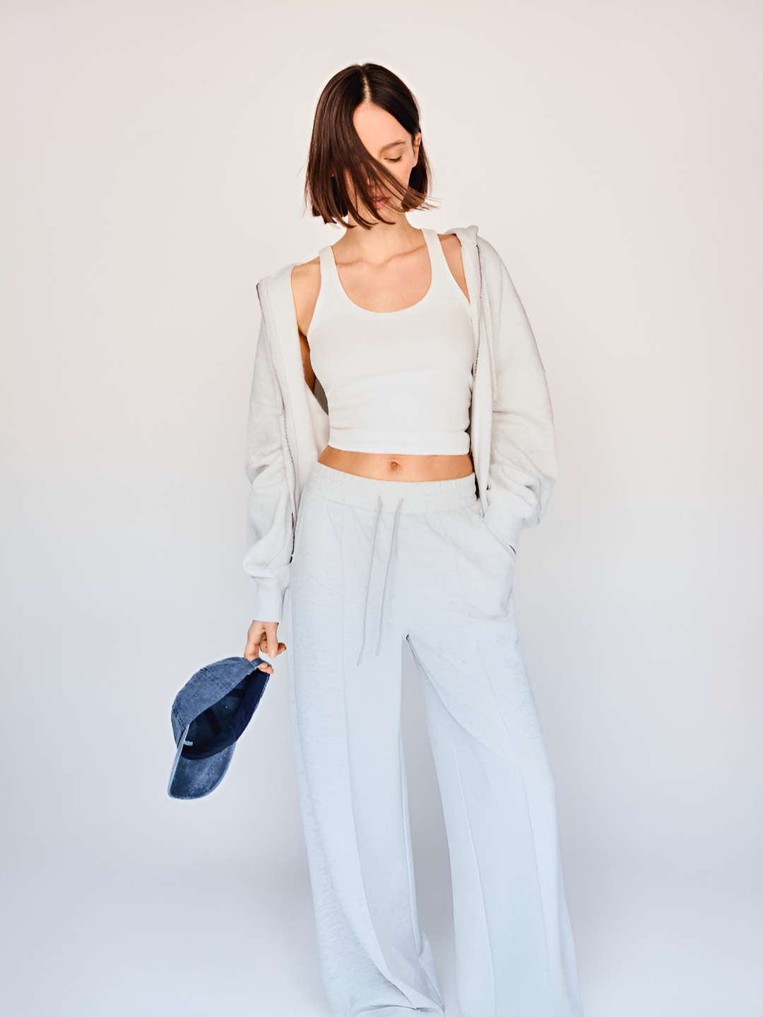 Bershka Women Mid-Rise Wide Leg Parallel Trousers