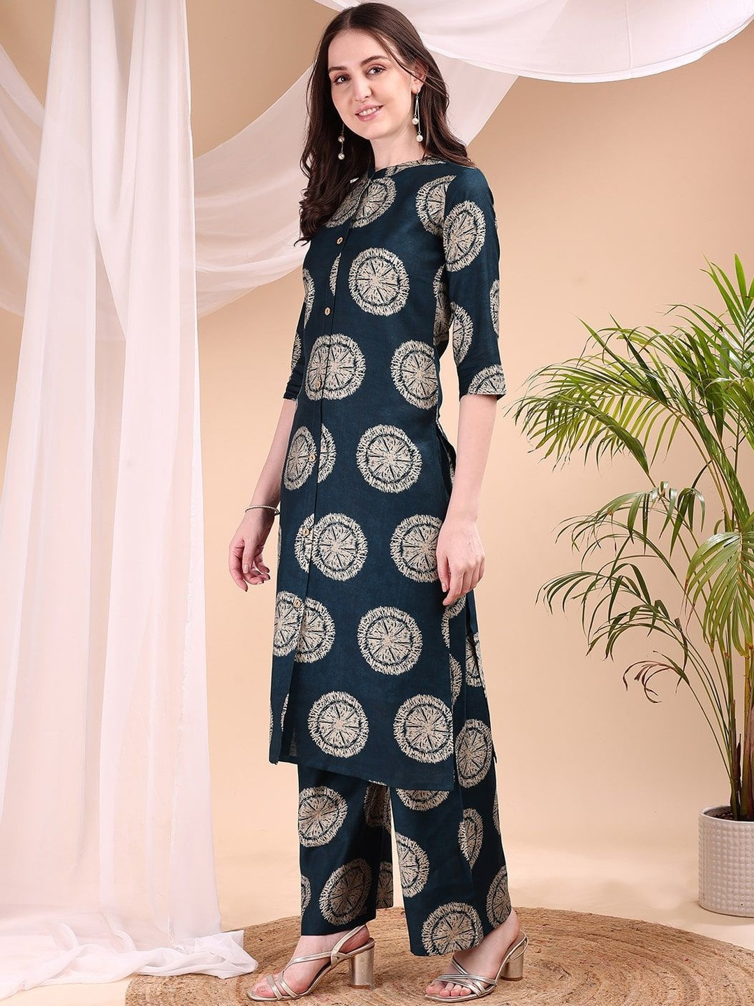 KALINI Two-piece ethnic Motifs Printed Kurta with Palazzo