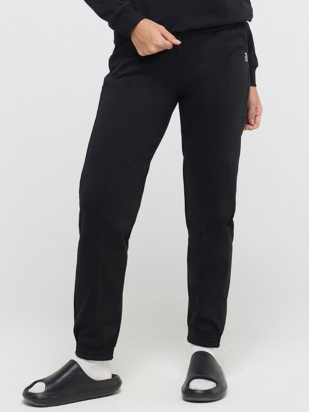 Hunnit Women High Waist Relaxed Fit Cotton Jogger Sweat Pants