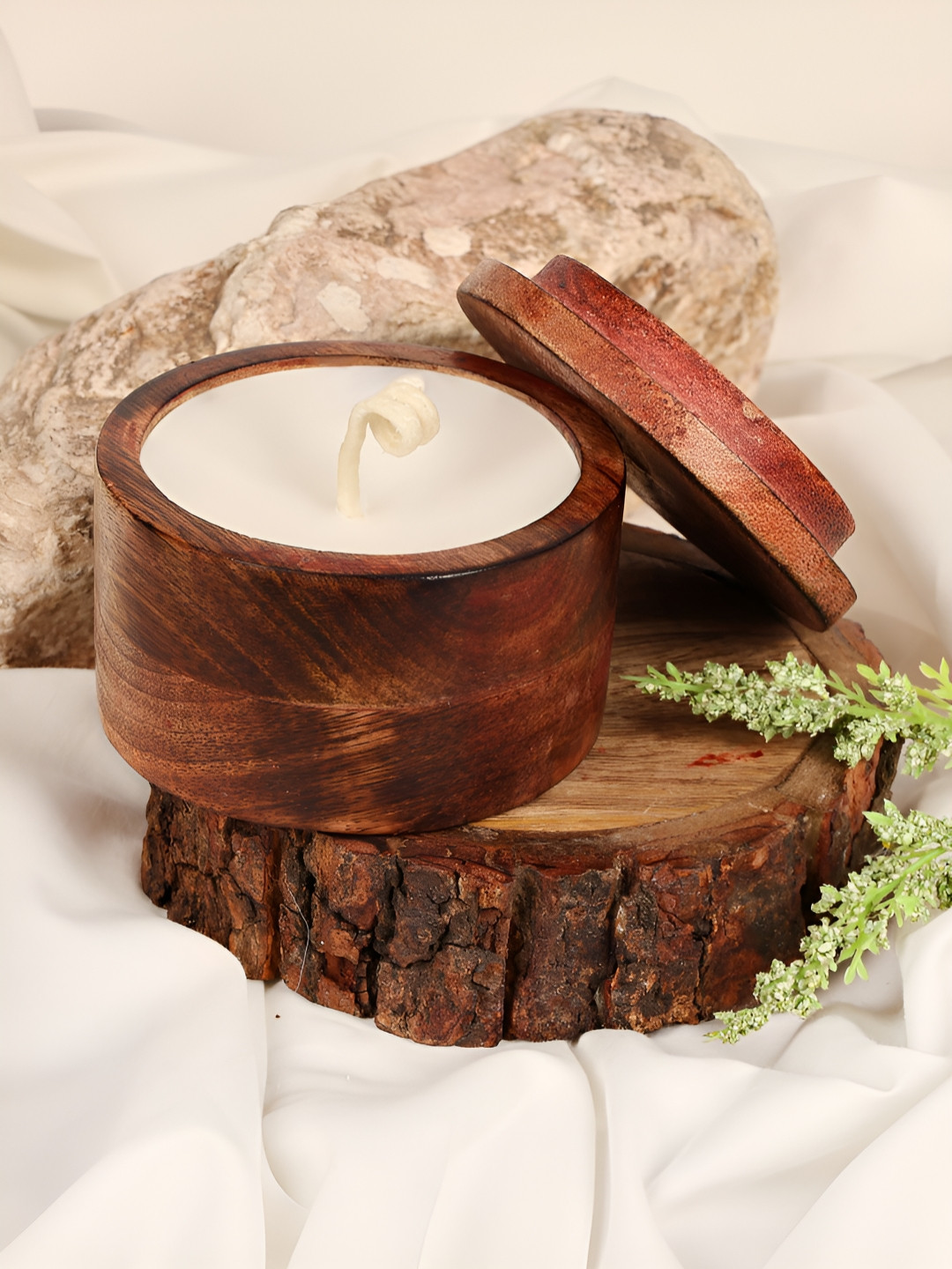 ANWYN Brown & White Round Scented Fragrance Wooden Jar Candle