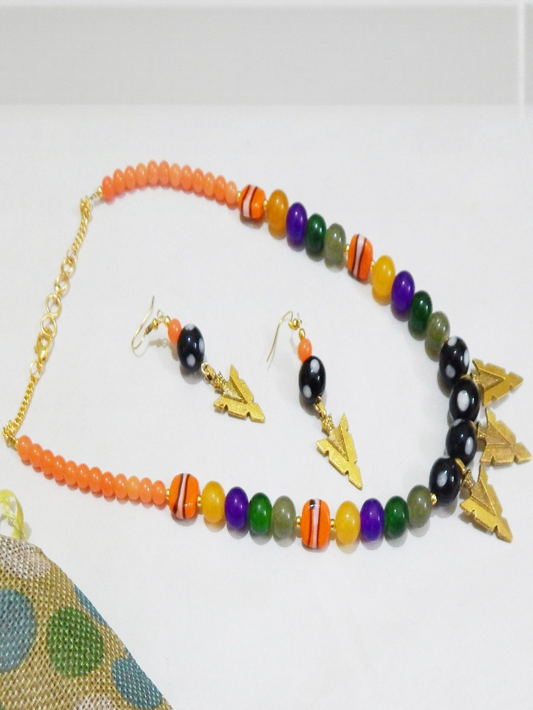 Jaya Vision Jewelry Glass Beads with Metal Small Pendants Necklace