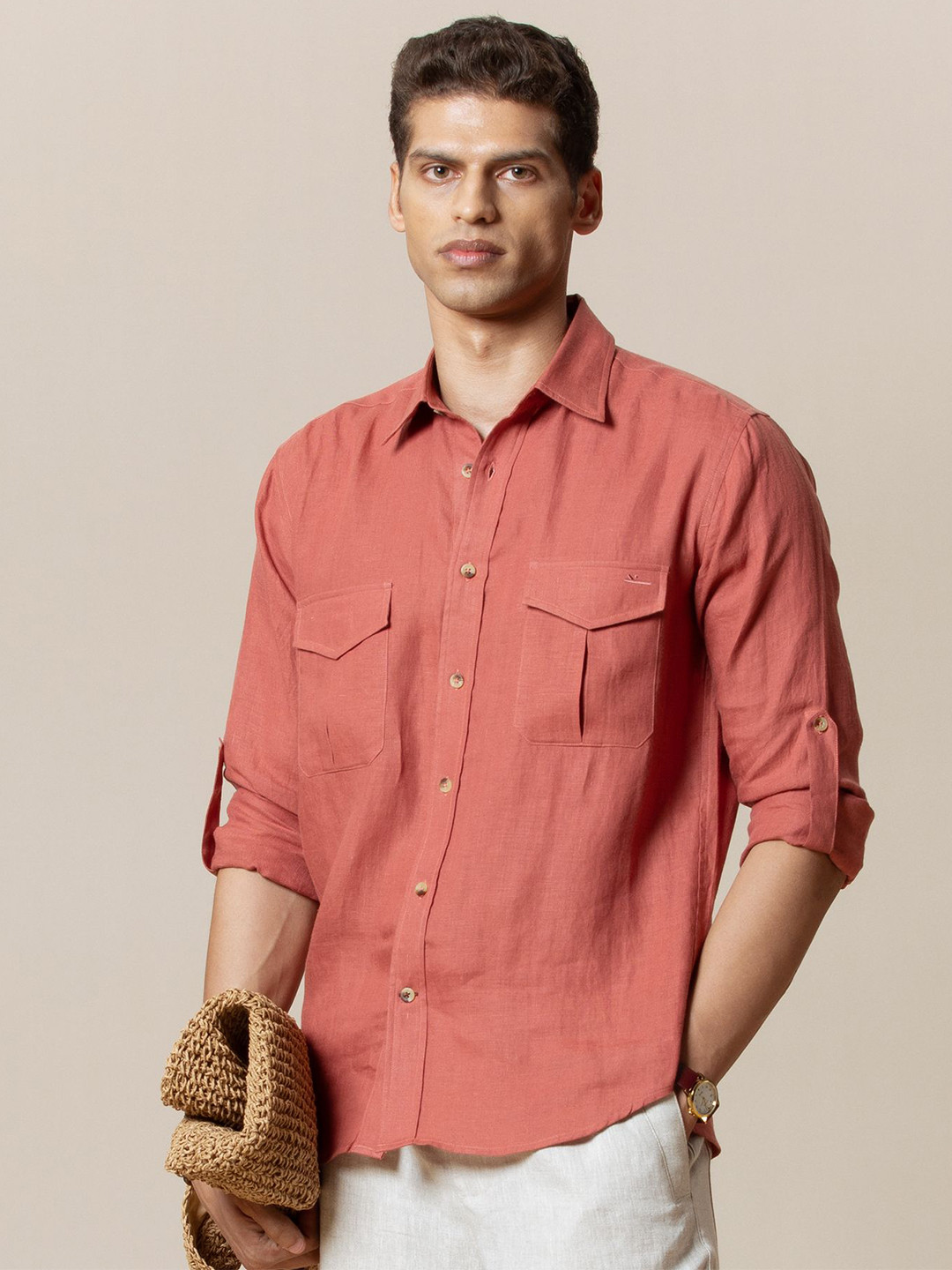LOVE PANGOLIN Two-Pocket Hemp Shirt