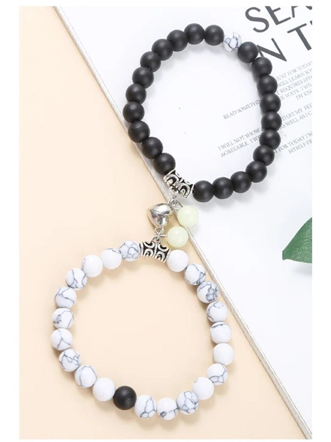 Vintage collections Set Of 2 Elasticated Bracelets