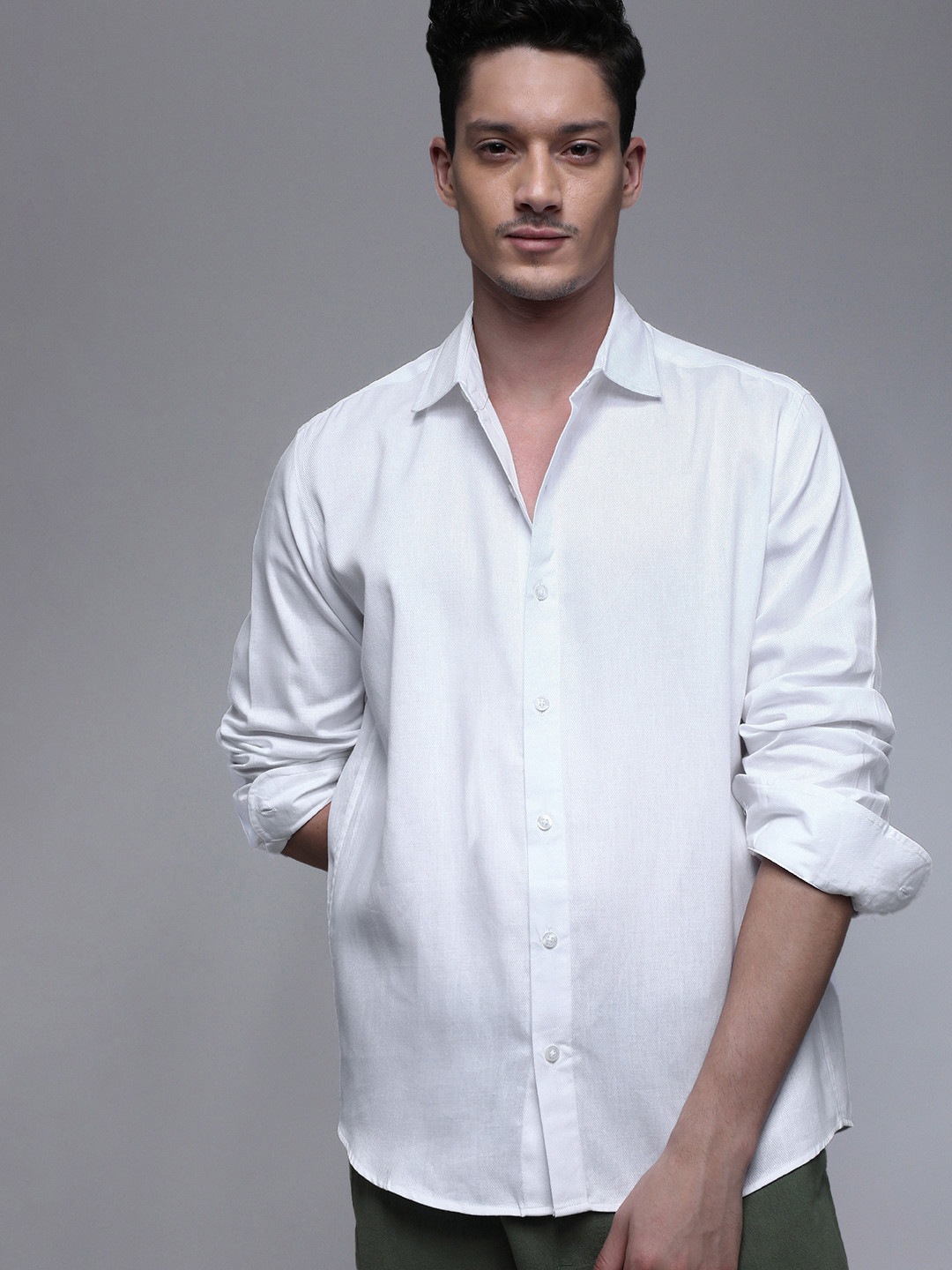 Paper Cut Oversized Solid Cotton Spread Collar Casual Shirt
