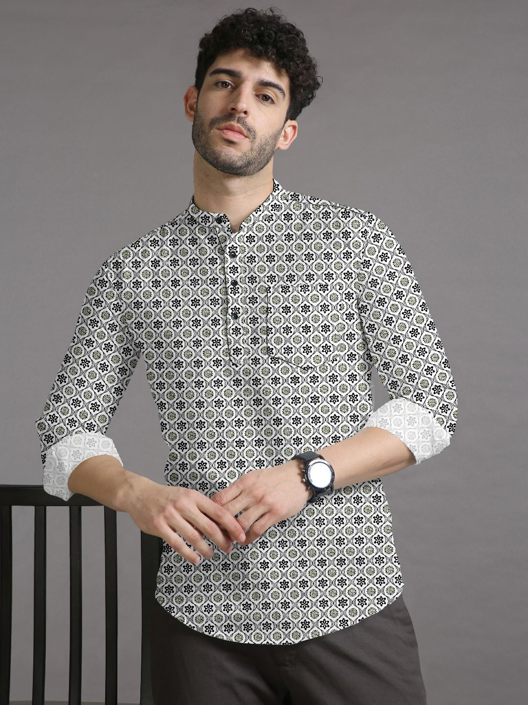 Silver Buck Men Printed Indie Florals Kurta