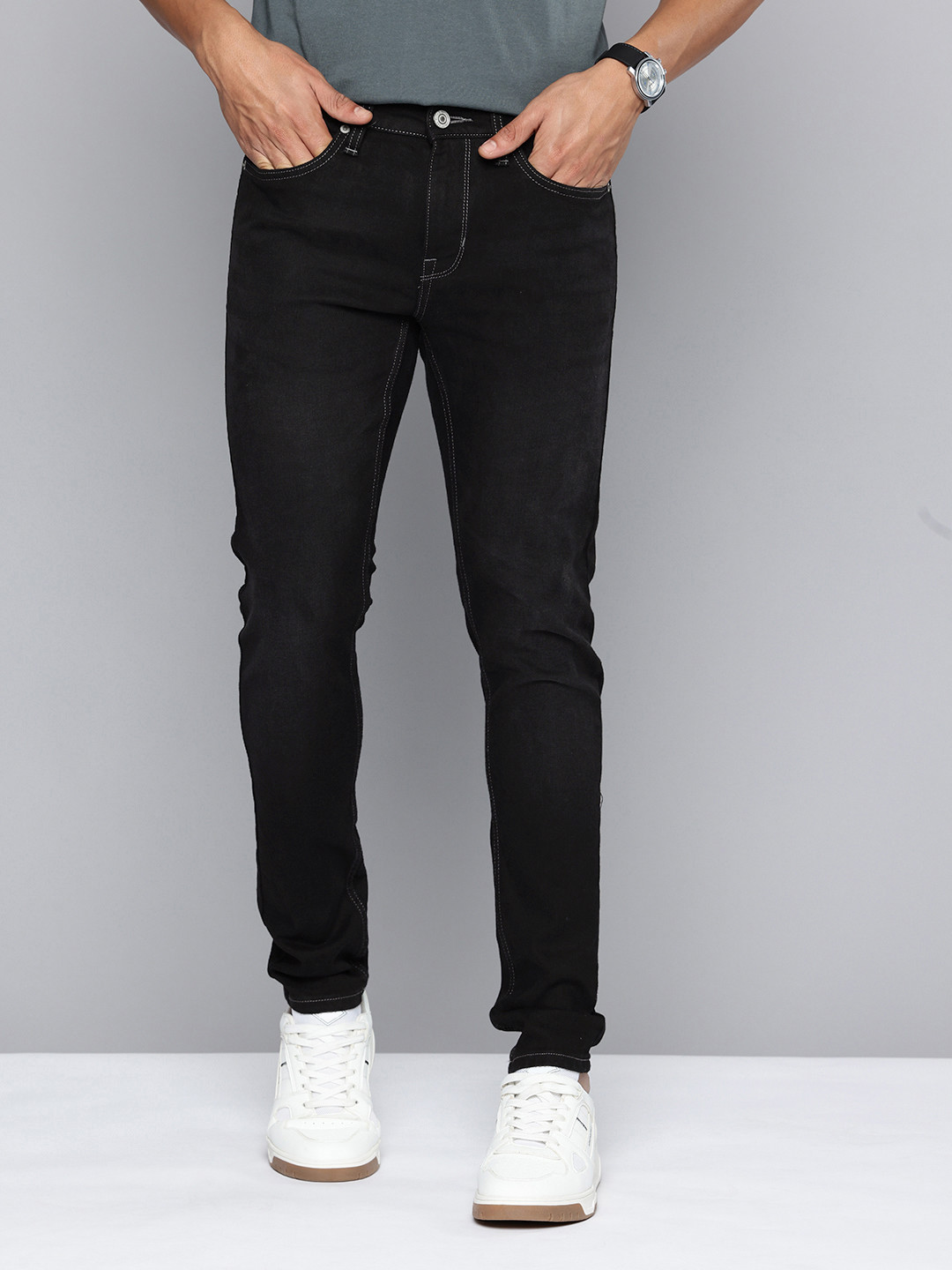 Flying Machine Men Jackson Skinny Fit Light Fade Stretchable Jeans