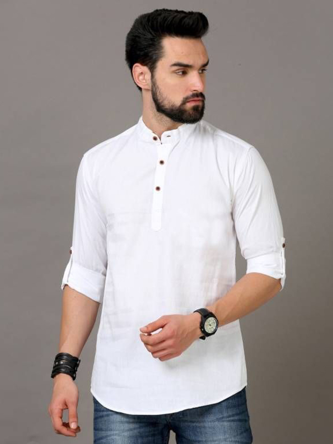Silver Buck Mandarin Collar Rolled Up Sleeves Straight Kurta