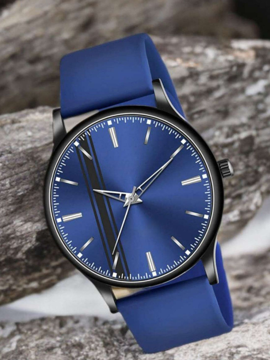 JUST LIKE Men Round Dial & Straps Analogue Watch 104 blue silicon strap