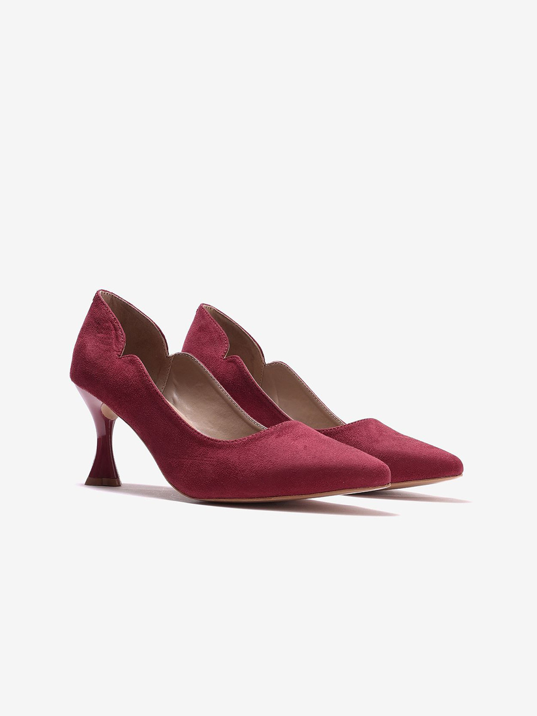 Pair ie Tales Leather Kitten Heel Pointed Toe Sculpted Pumps