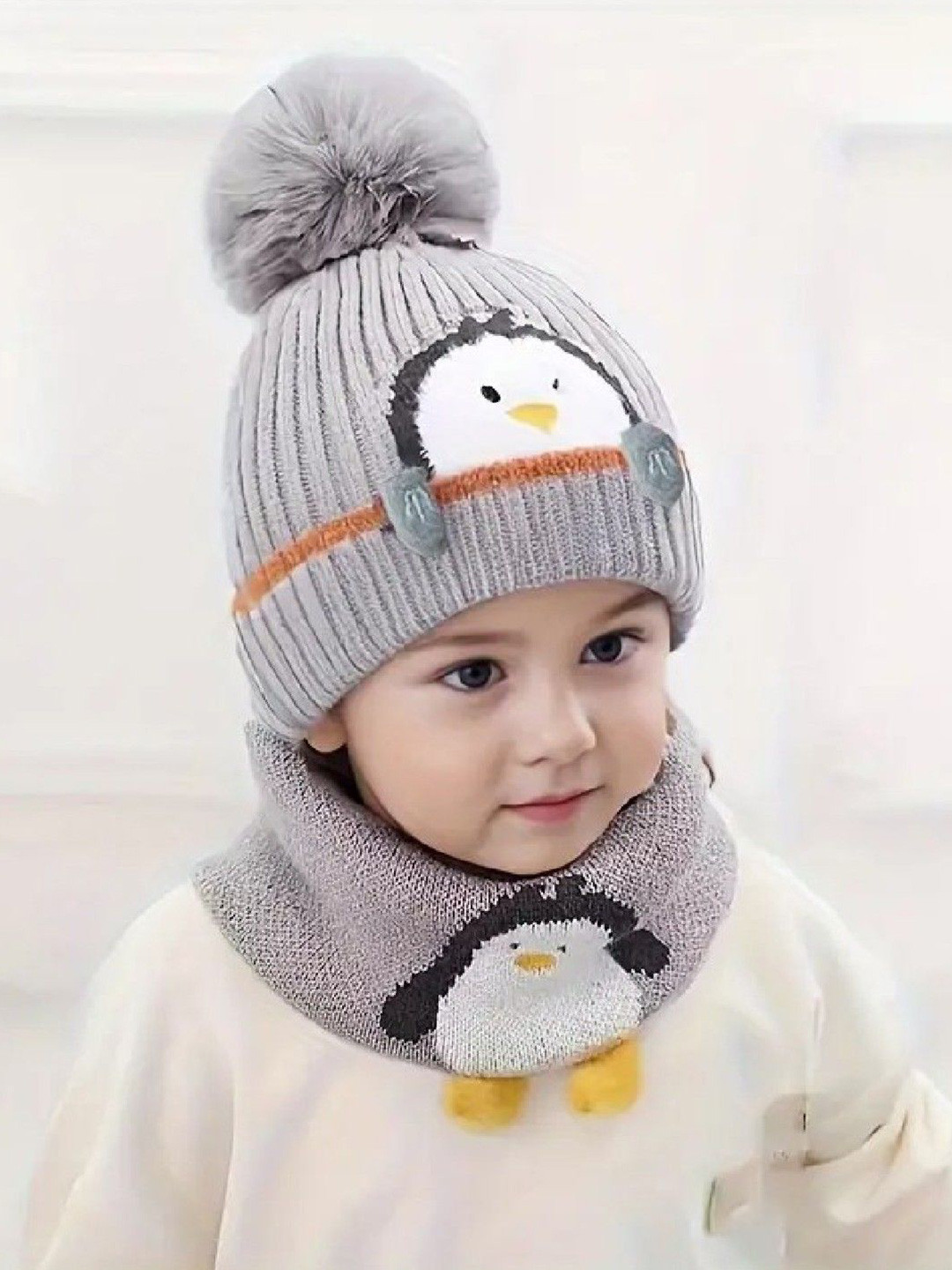 Poftik Kids Pom Pom Woollen Beanie & Scarf Set
