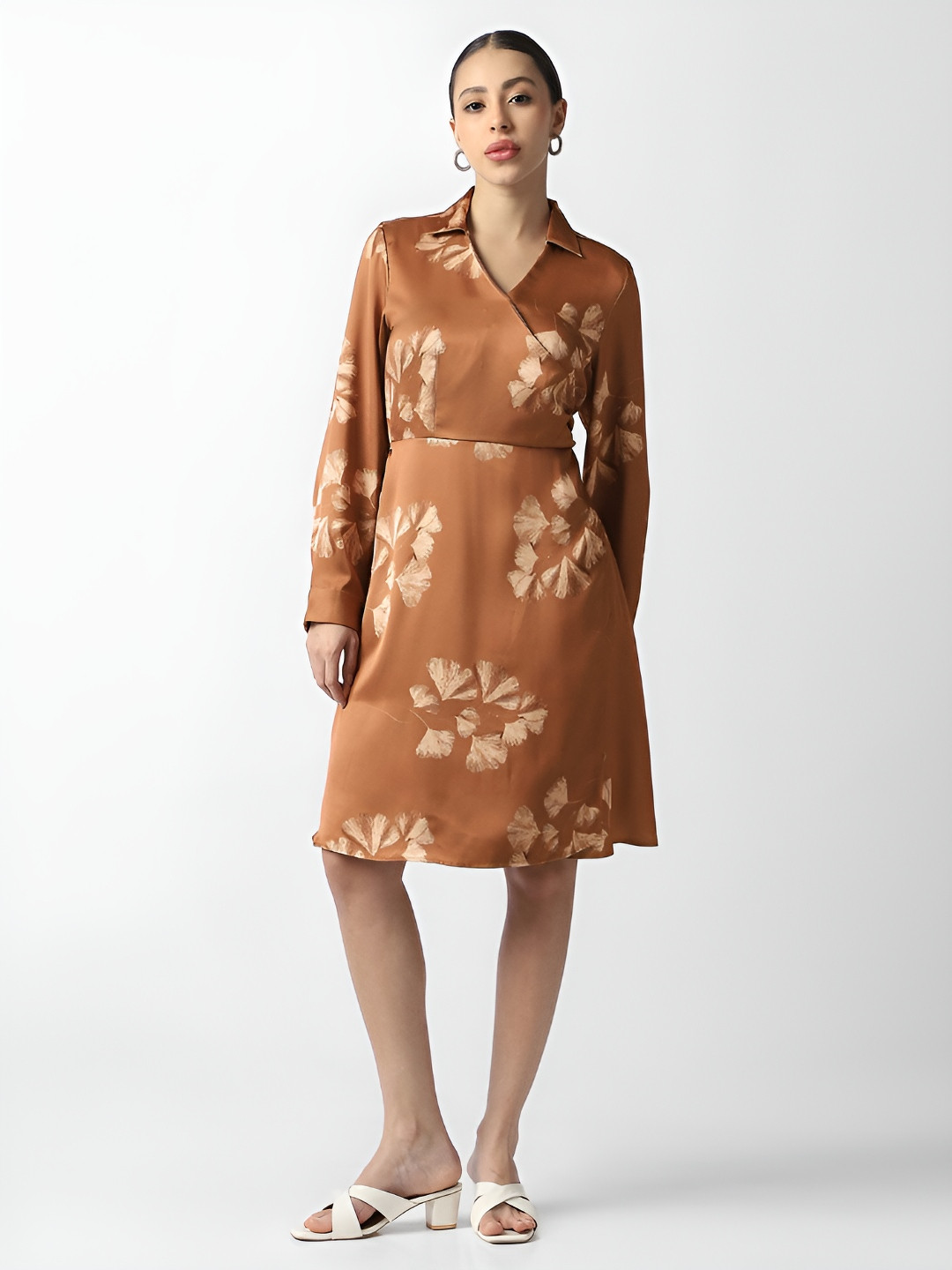 Van Heusen Woman Floral Print V-Neck Cuffed Sleeves Wrap Dress