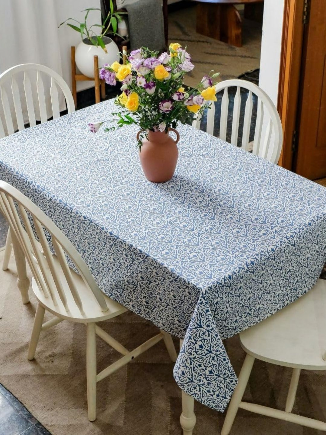 The Yard House Green Striped Anti-Skid Cotton 8-Seater Table Cover with Textured details