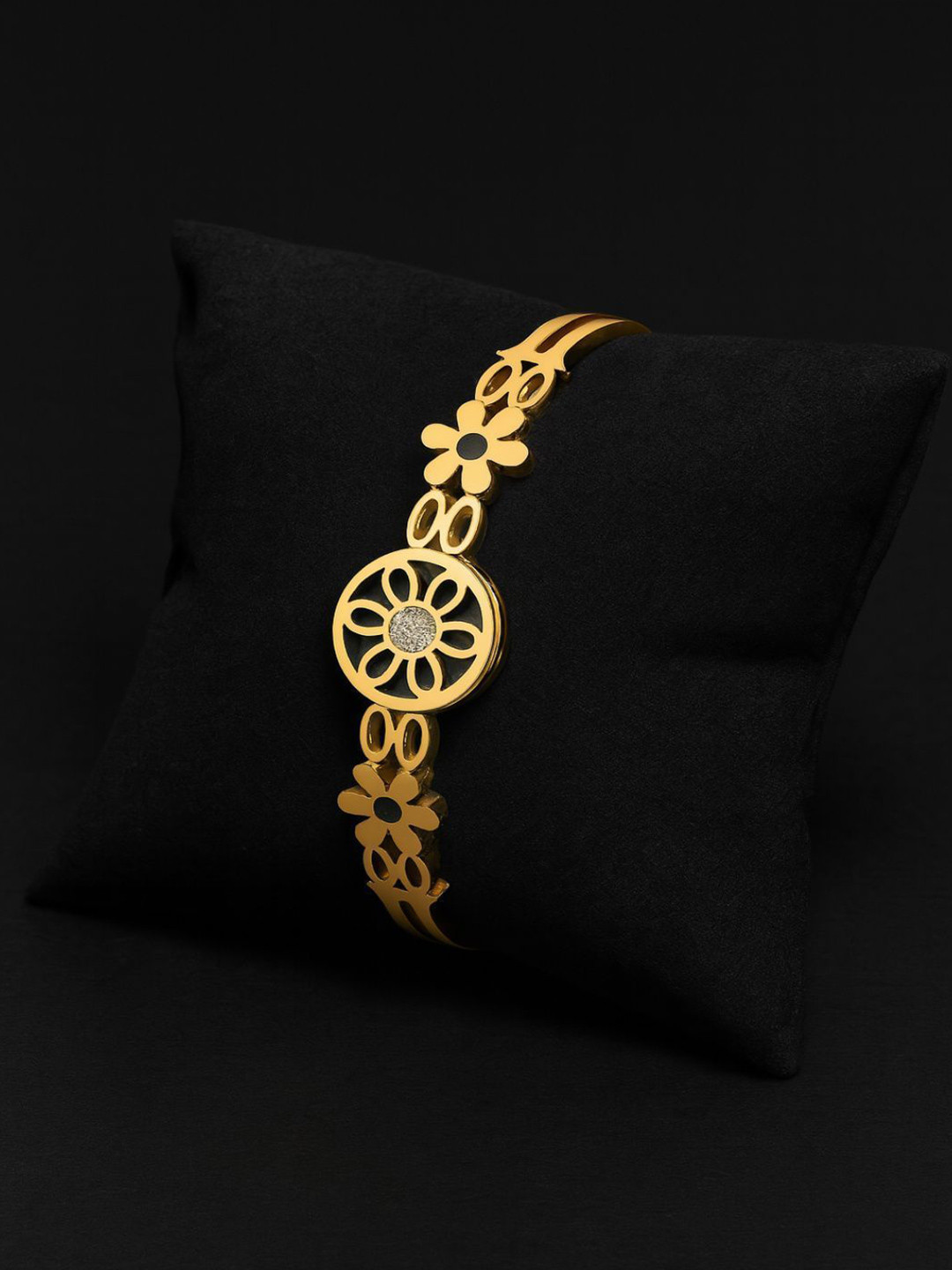 Radhe Creation Jeweler Stones Studded Gold-Plated Enamelled Bangle-Style Bracelet