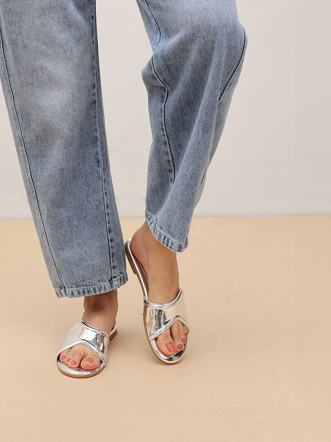 Pair ie Tales Women Slip-On Leather Open Toe Flats