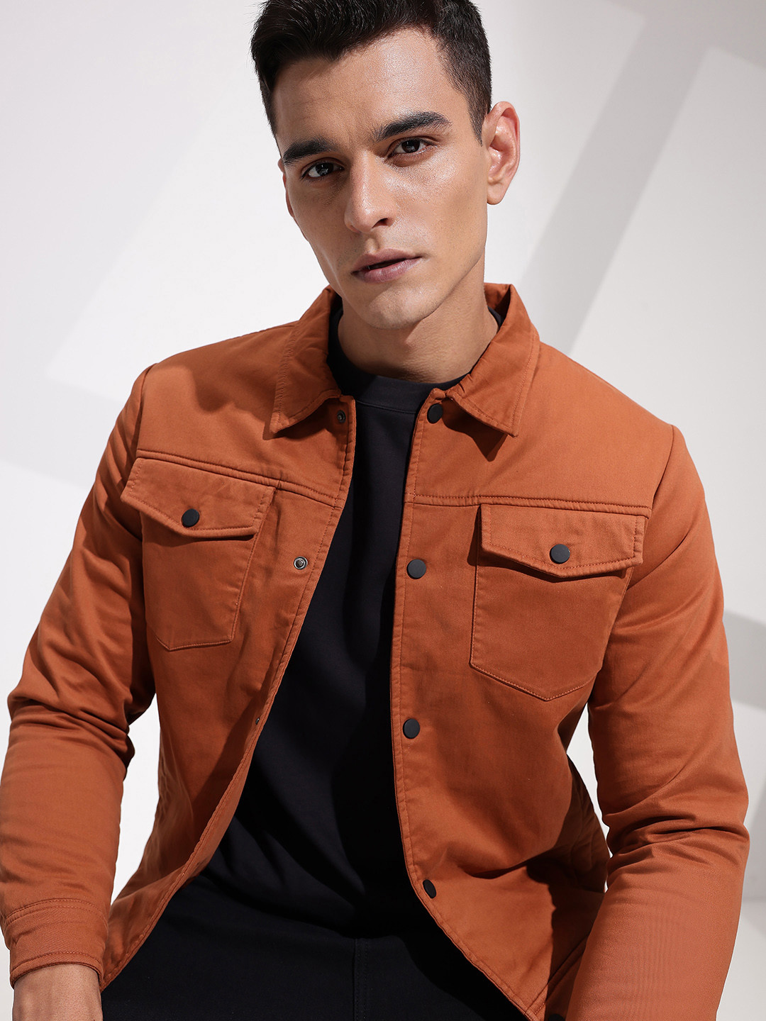 INVICTUS Lightweight Spread Collar Tailored Jacket