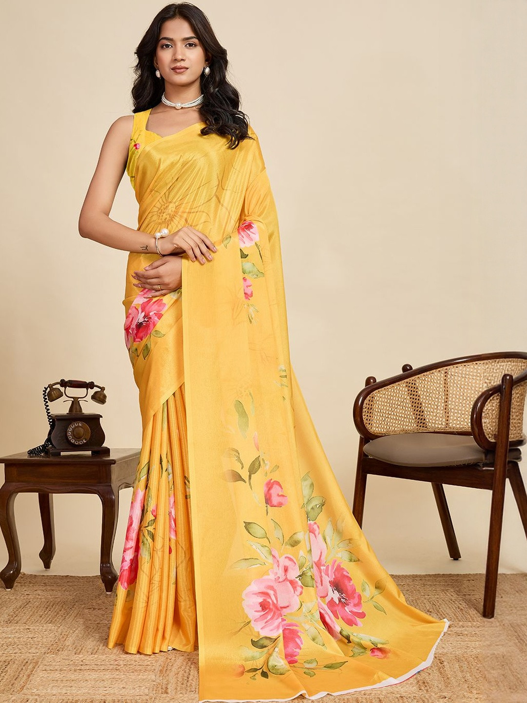 VS MALL Women Yellow Printed Chinon Saree with Blouse