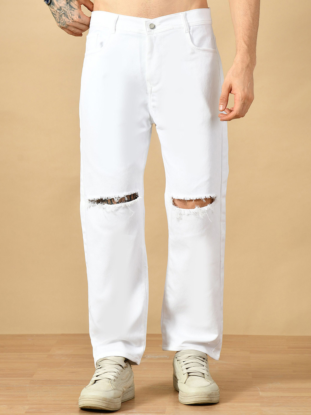 MaverIQ Men Classic Relaxed Fit Mid-Rise Slash Knee Stretchable Jeans