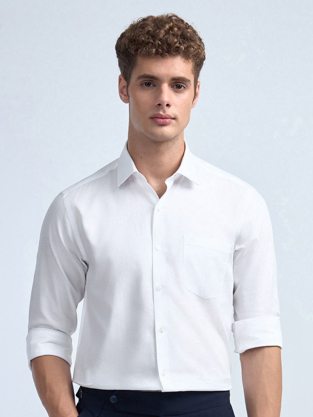 Arrow Iconics Manhattan Slim Fit Self Design Dobby Weave Pure Cotton Formal Shirt